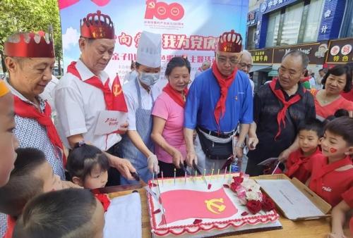 数字重庆“赛马记”丨江津区委书记李应兰:用好“数引”良方 展现大区担当 实现大区作为